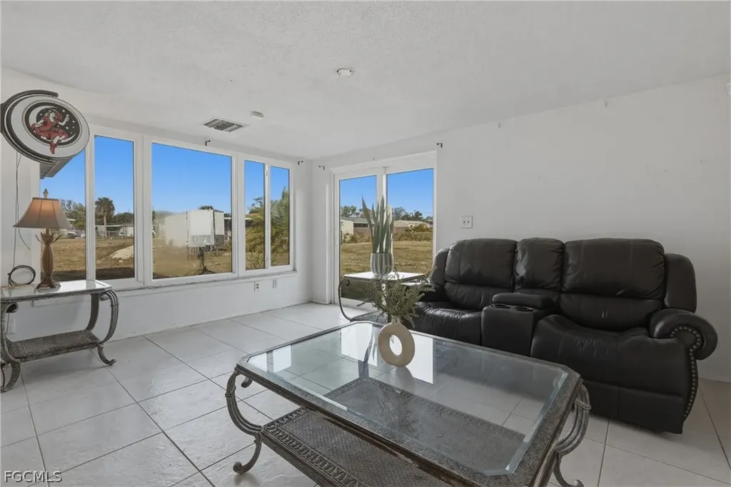 1621 Sheehan Boulevard Port Charlotte FL 33952
