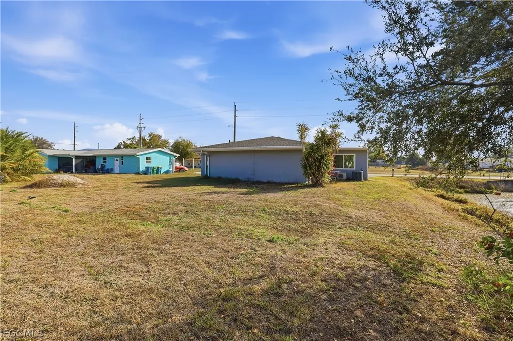 1621 Sheehan Boulevard Port Charlotte FL 33952