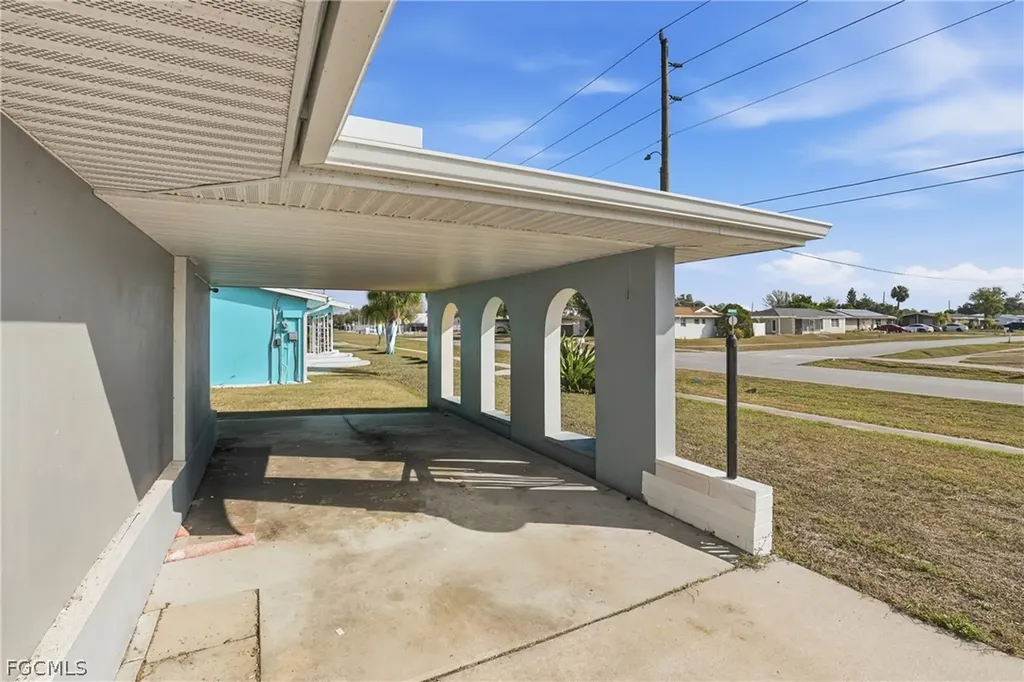 1621 Sheehan Boulevard Port Charlotte FL 33952
