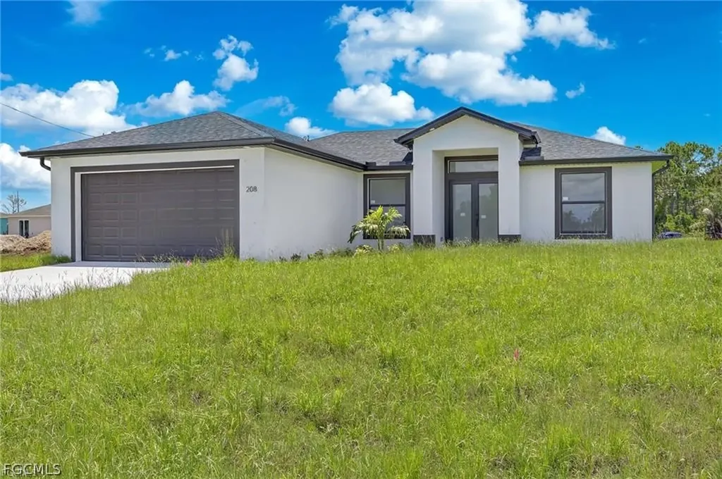 208 Pembroke Street Lehigh Acres FL 33974