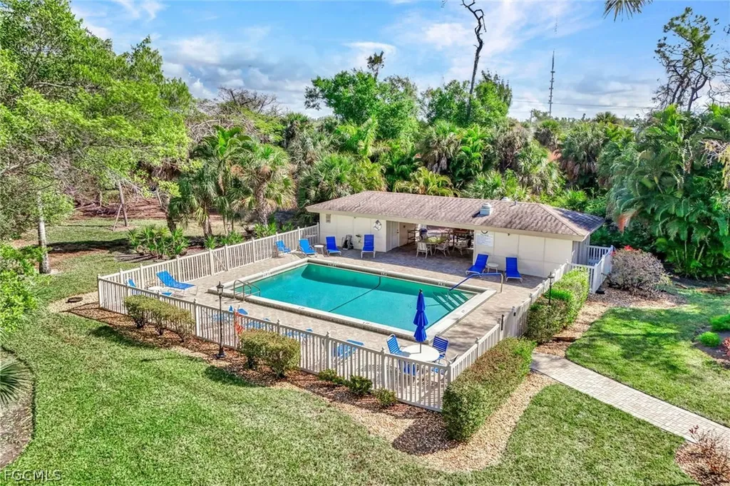 16679 Forest Boulevard Fort Myers FL 33908