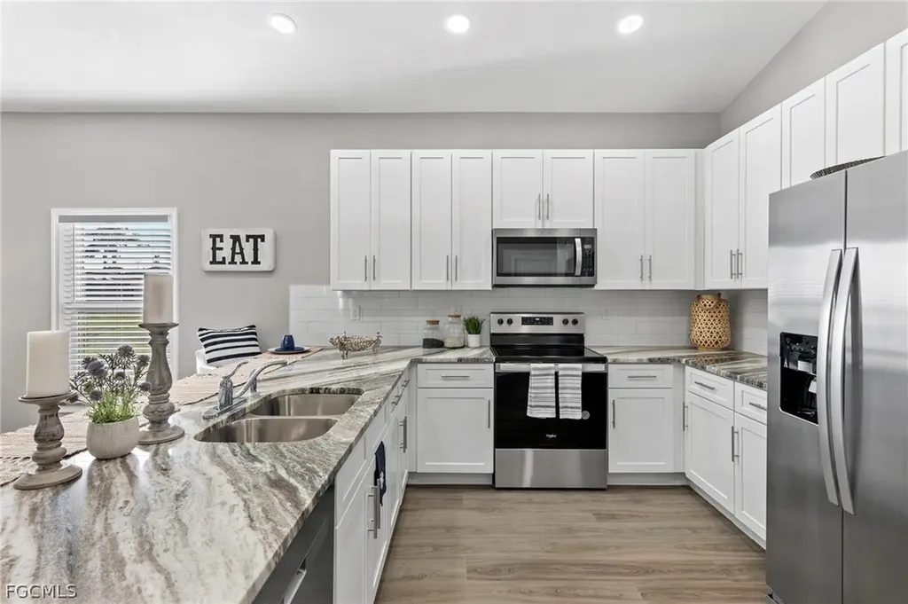 112 Wilmington Parkway Cape Coral FL 33993