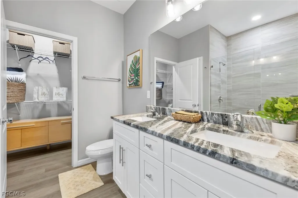 112 Wilmington Parkway Cape Coral FL 33993