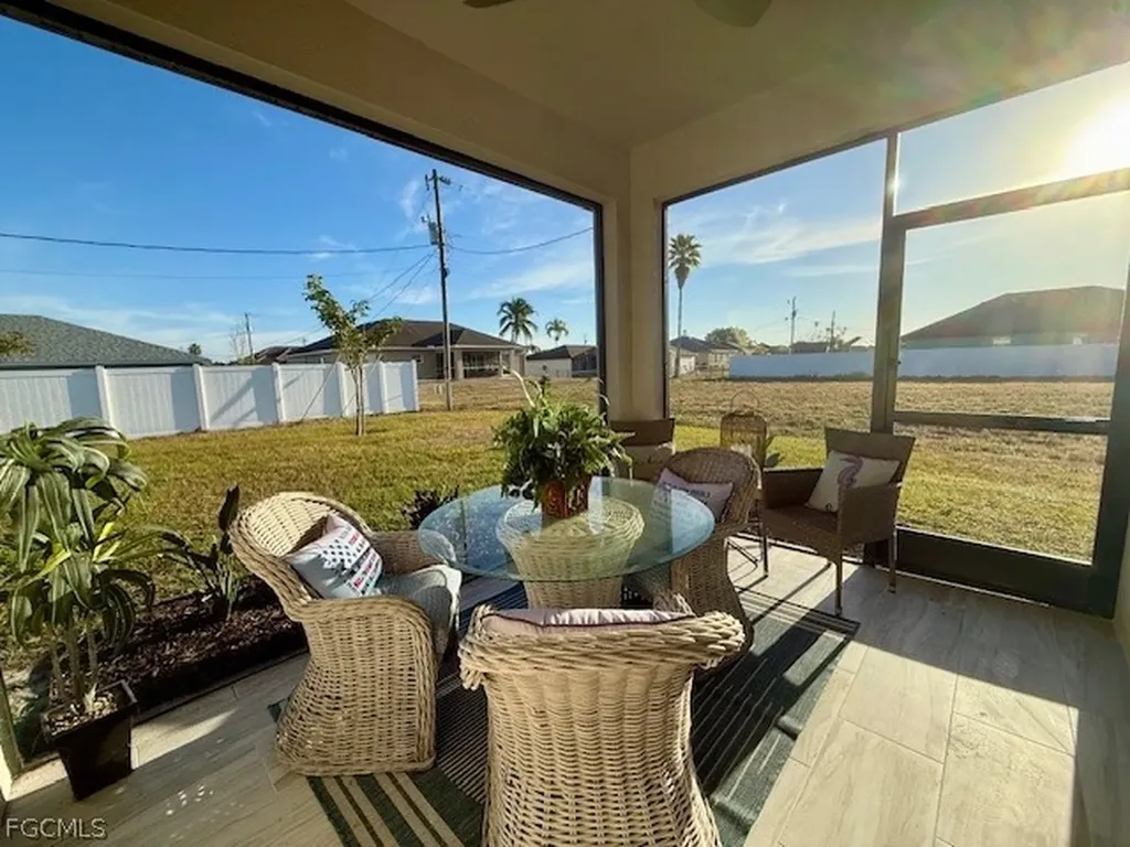 112 Wilmington Parkway Cape Coral FL 33993