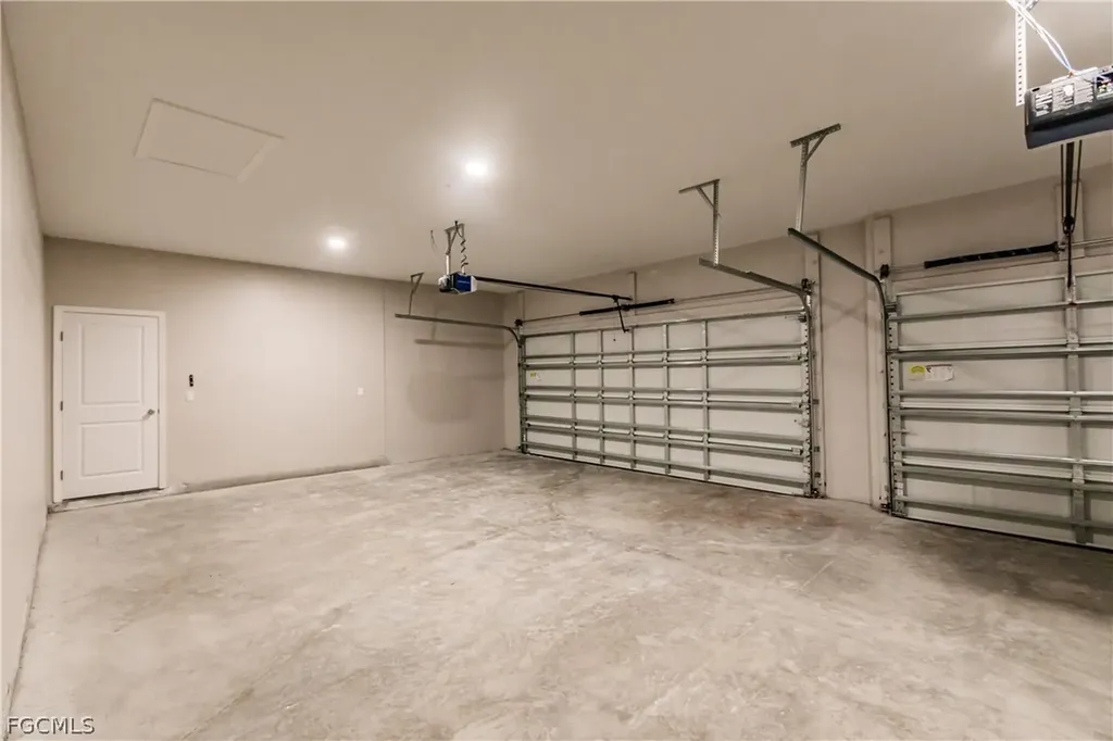 112 Wilmington Parkway Cape Coral FL 33993