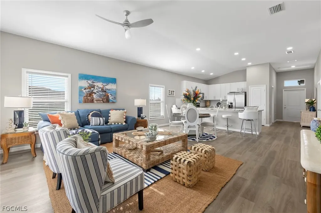 112 Wilmington Parkway Cape Coral FL 33993