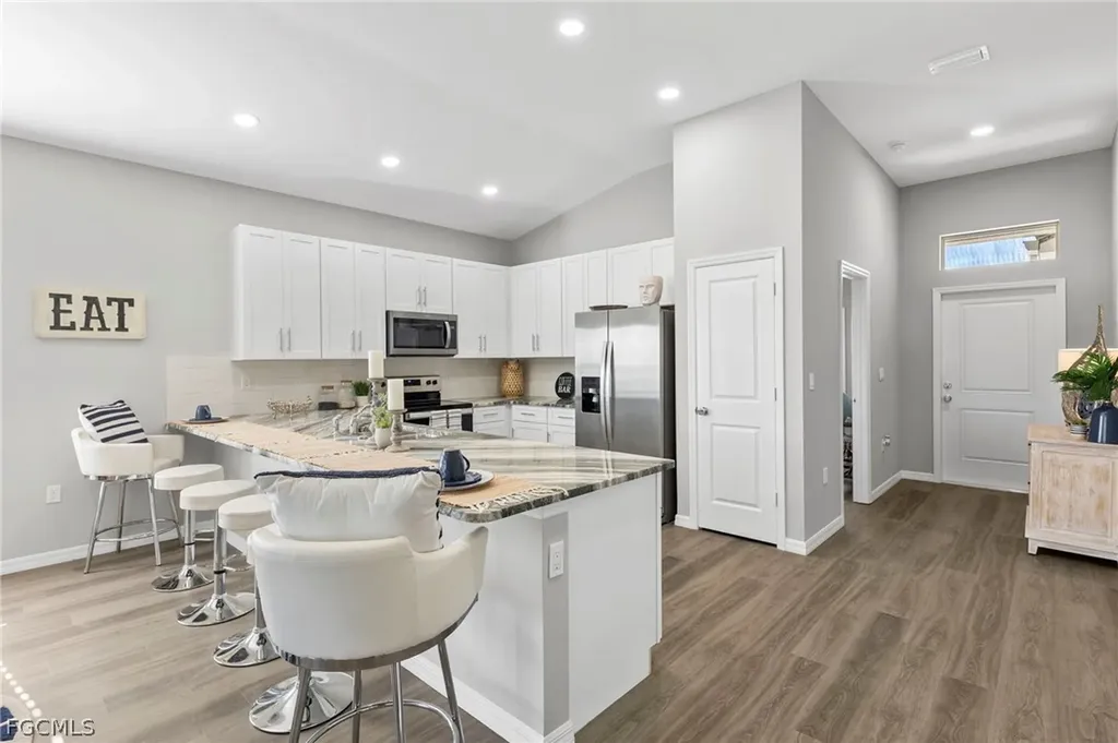 112 Wilmington Parkway Cape Coral FL 33993