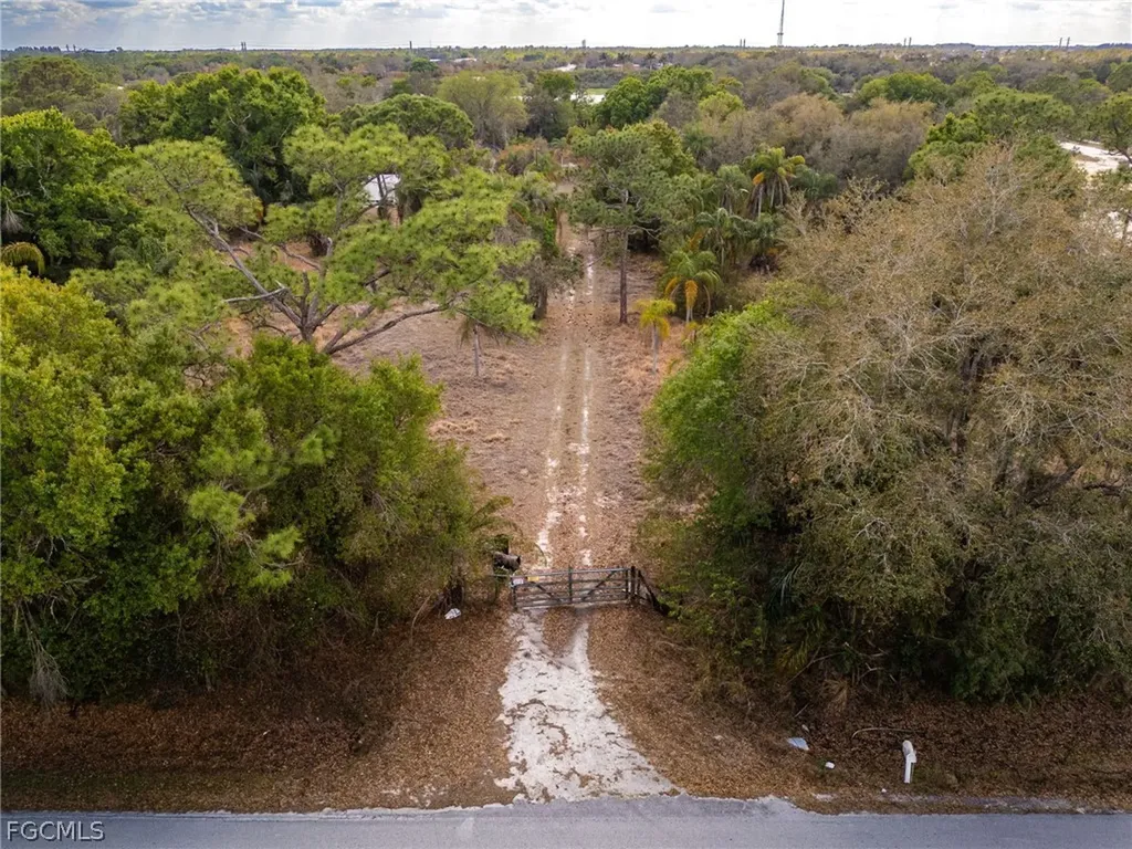535 Evans Road Labelle FL 33935