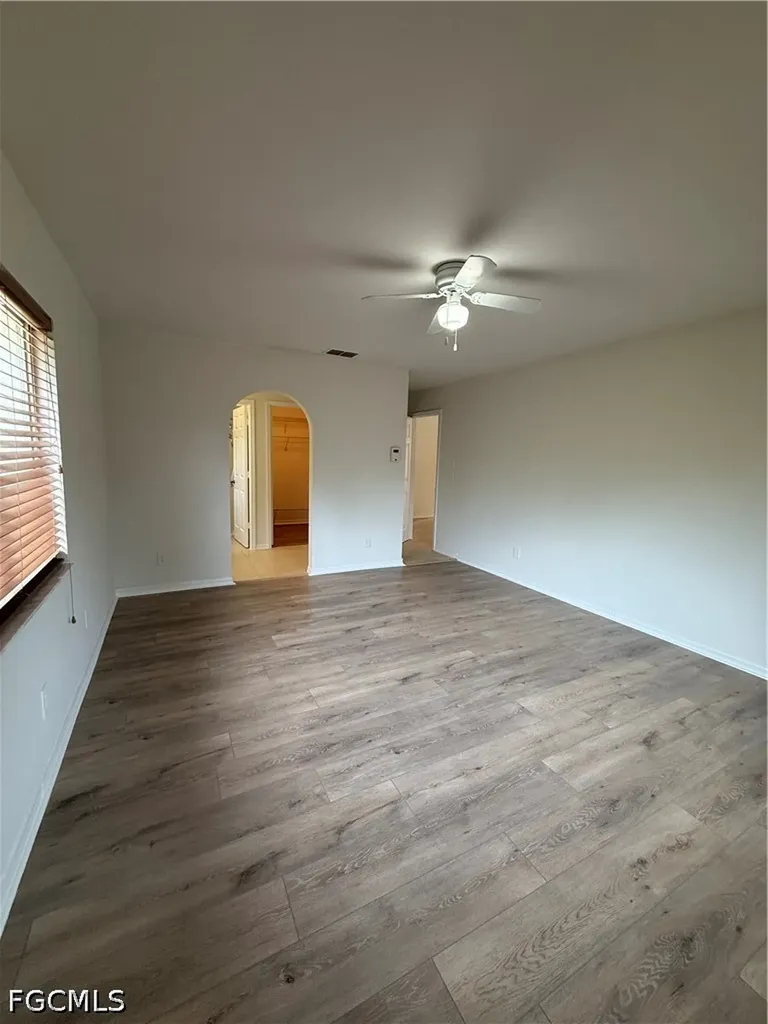 1371 14th Avenue NE Naples FL 34120