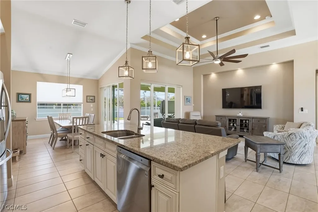 5309 SW 19th Place Cape Coral FL 33914