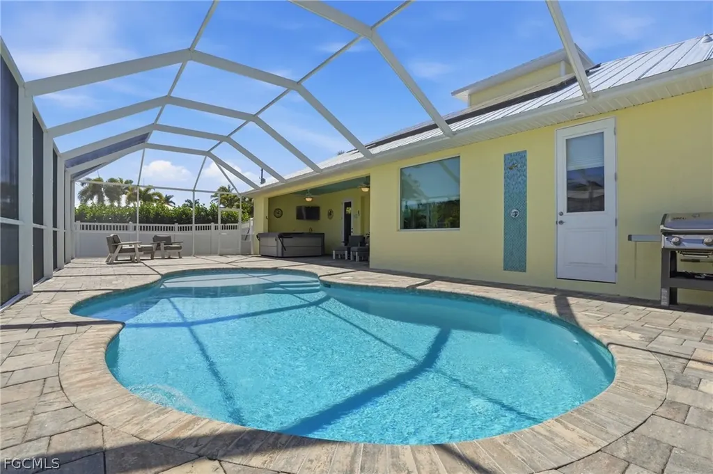 5309 SW 19th Place Cape Coral FL 33914