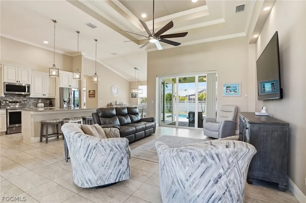 5309 SW 19th Place Cape Coral FL 33914