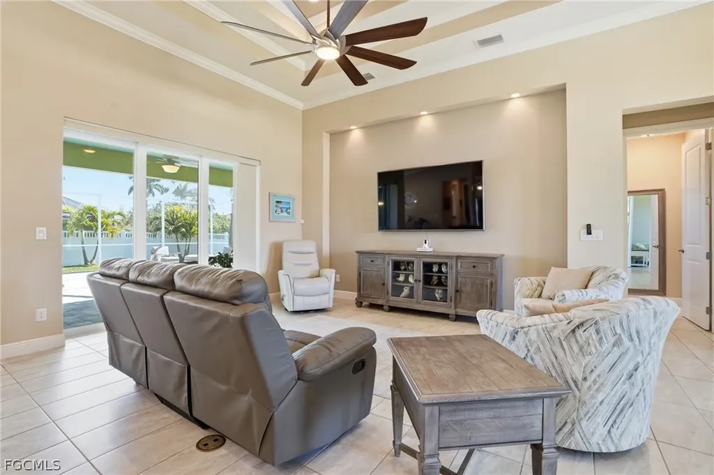5309 SW 19th Place Cape Coral FL 33914