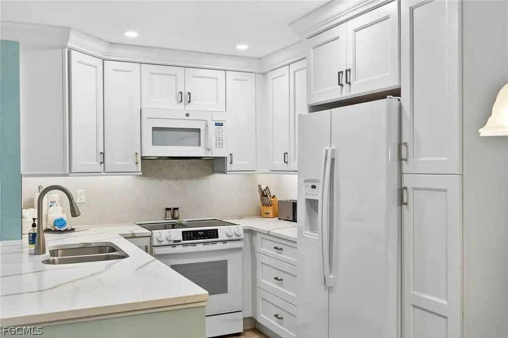 845 E Gulf Drive Sanibel FL 33957