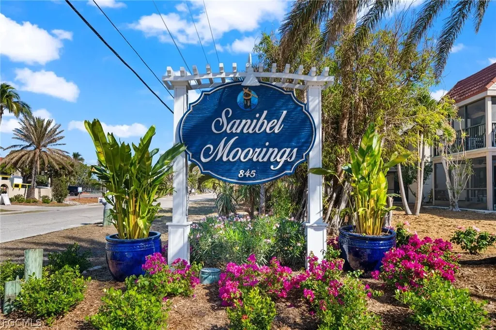 845 E Gulf Drive Sanibel FL 33957