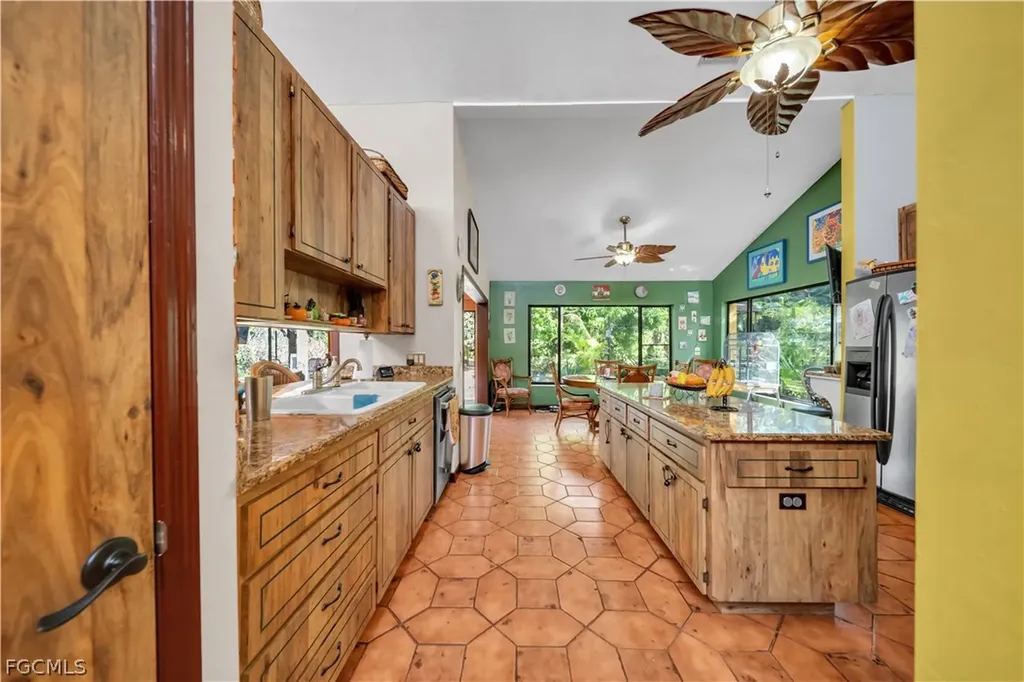 184 W Mariana Avenue North Fort Myers FL 33903