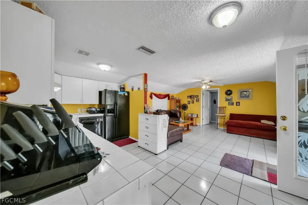 184 W Mariana Avenue North Fort Myers FL 33903