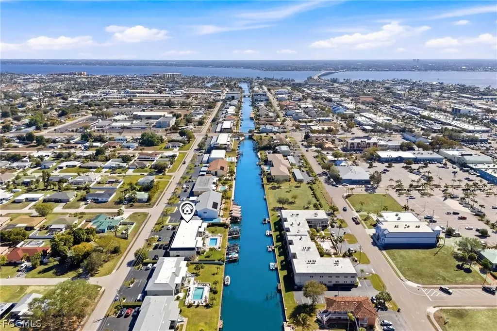 1006 SE 46th Street Cape Coral FL 33904