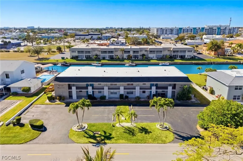 1006 SE 46th Street Cape Coral FL 33904