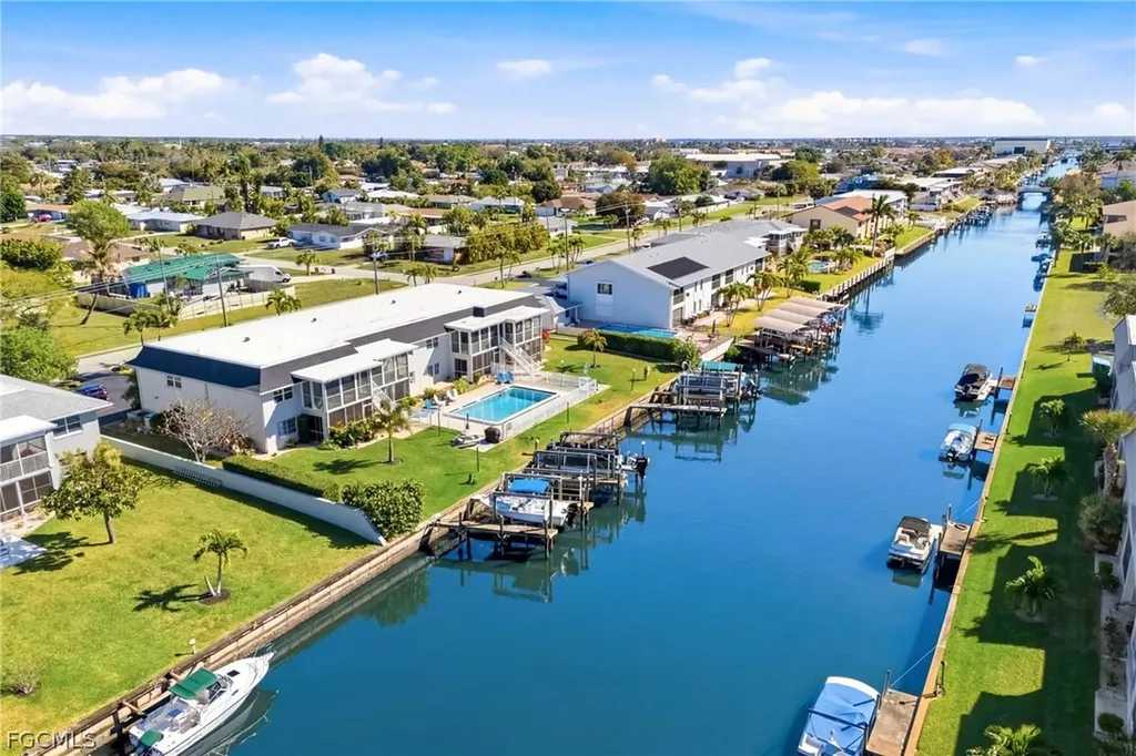 1006 SE 46th Street Cape Coral FL 33904