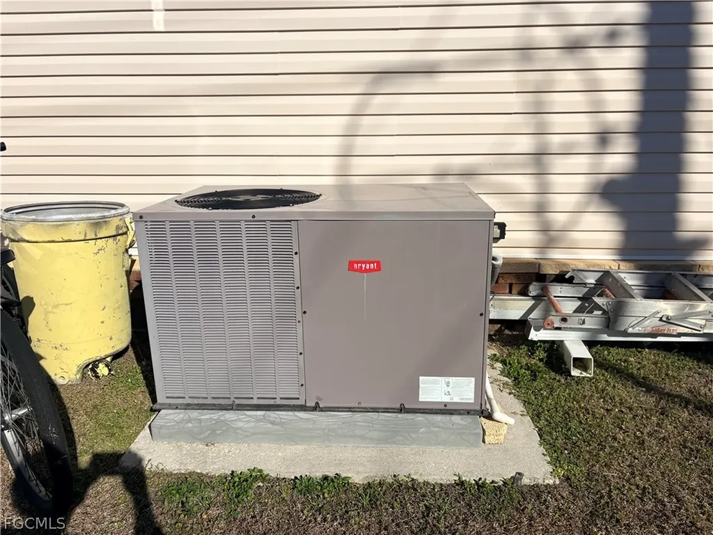 3137 Old Farm House Drive North Fort Myers FL 33917