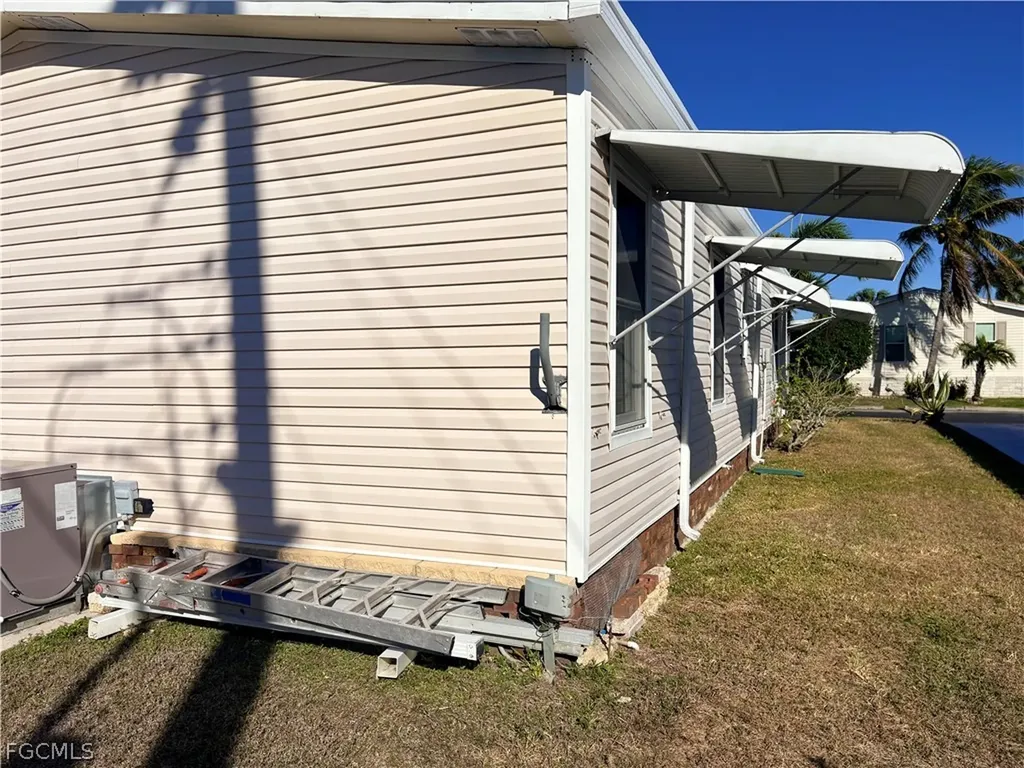 3137 Old Farm House Drive North Fort Myers FL 33917