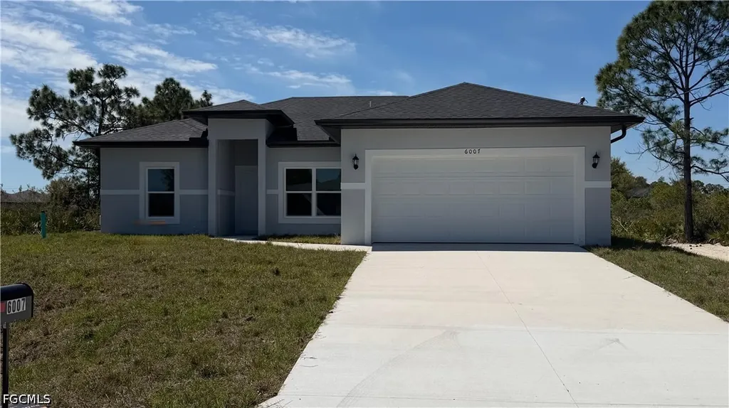 6007 Paula Avenue N Lehigh Acres FL 33971