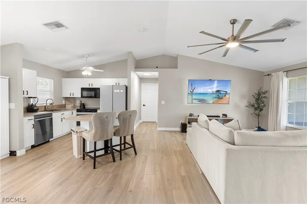 1810 SW 22nd Street Cape Coral FL 33991