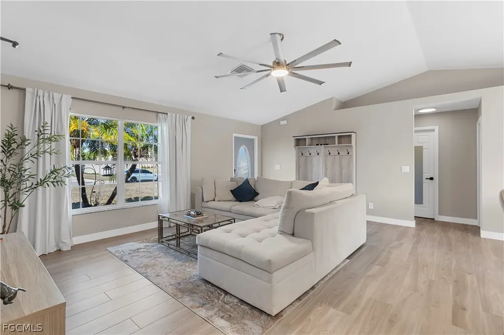 1810 SW 22nd Street Cape Coral FL 33991