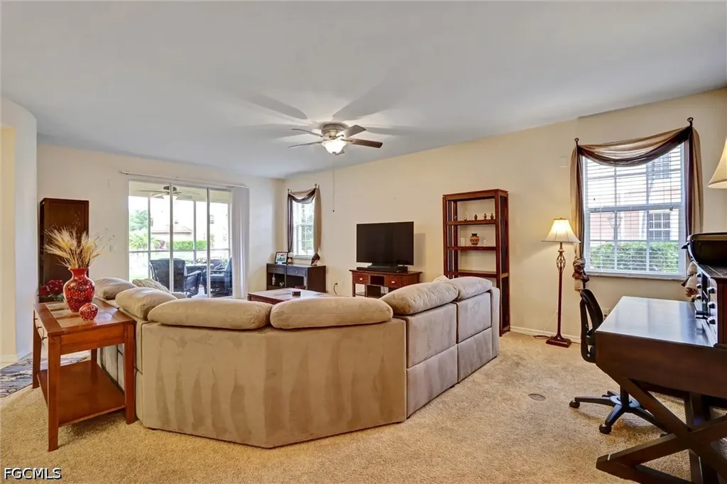 1133 Van Loon Commons Circle Cape Coral FL 33909