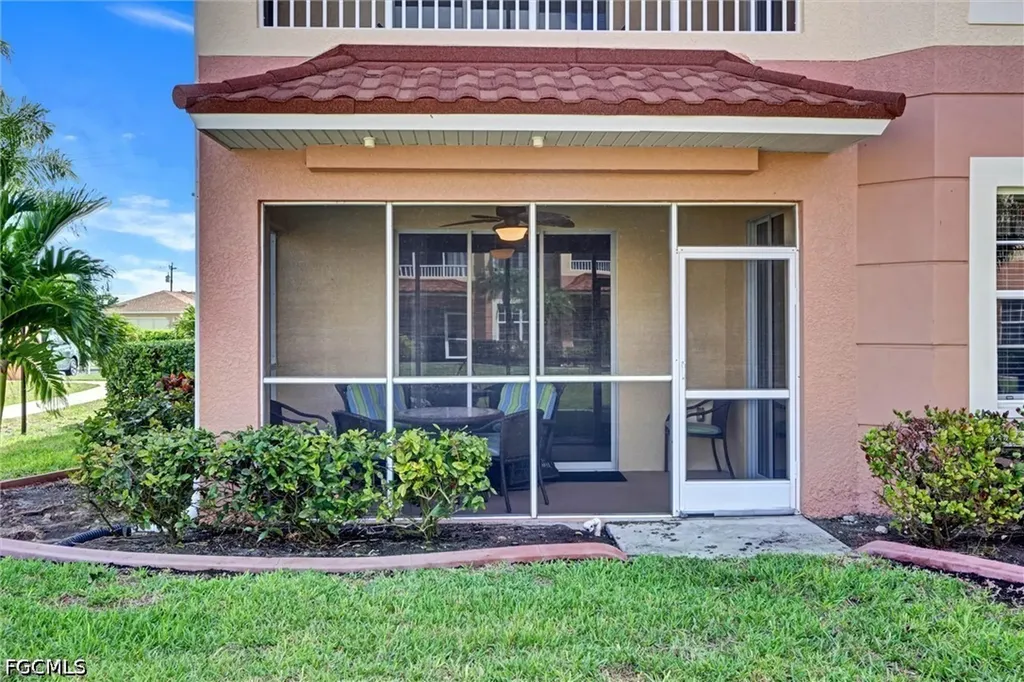 1133 Van Loon Commons Circle Cape Coral FL 33909