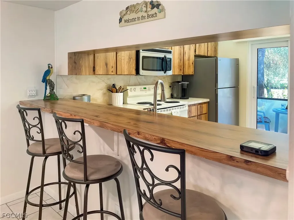 4070 Looking Glass Lane Naples FL 34112