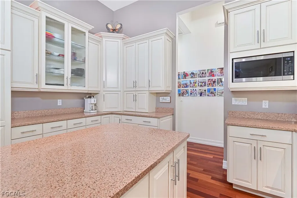 6905 Highland Park Circle Fort Myers FL 33966