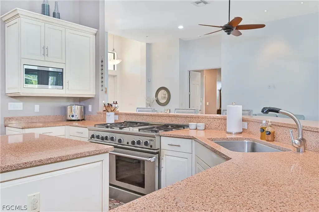 6905 Highland Park Circle Fort Myers FL 33966