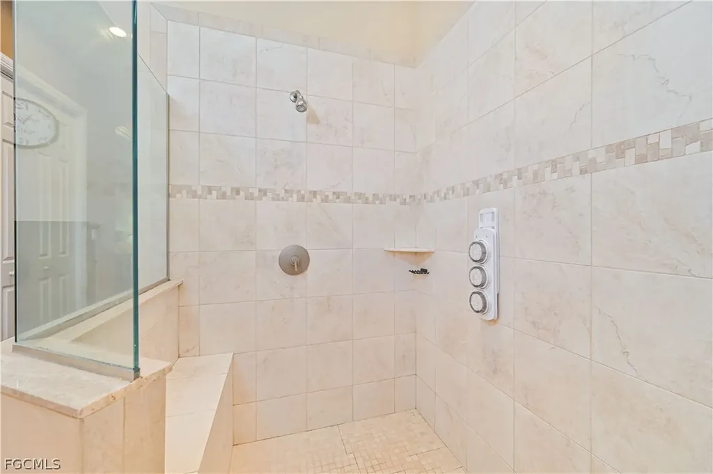 6905 Highland Park Circle Fort Myers FL 33966