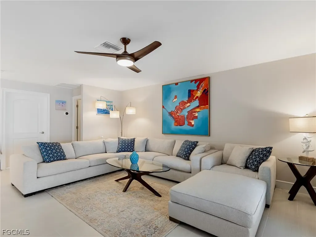 7337 Lake Drive Fort Myers FL 33908