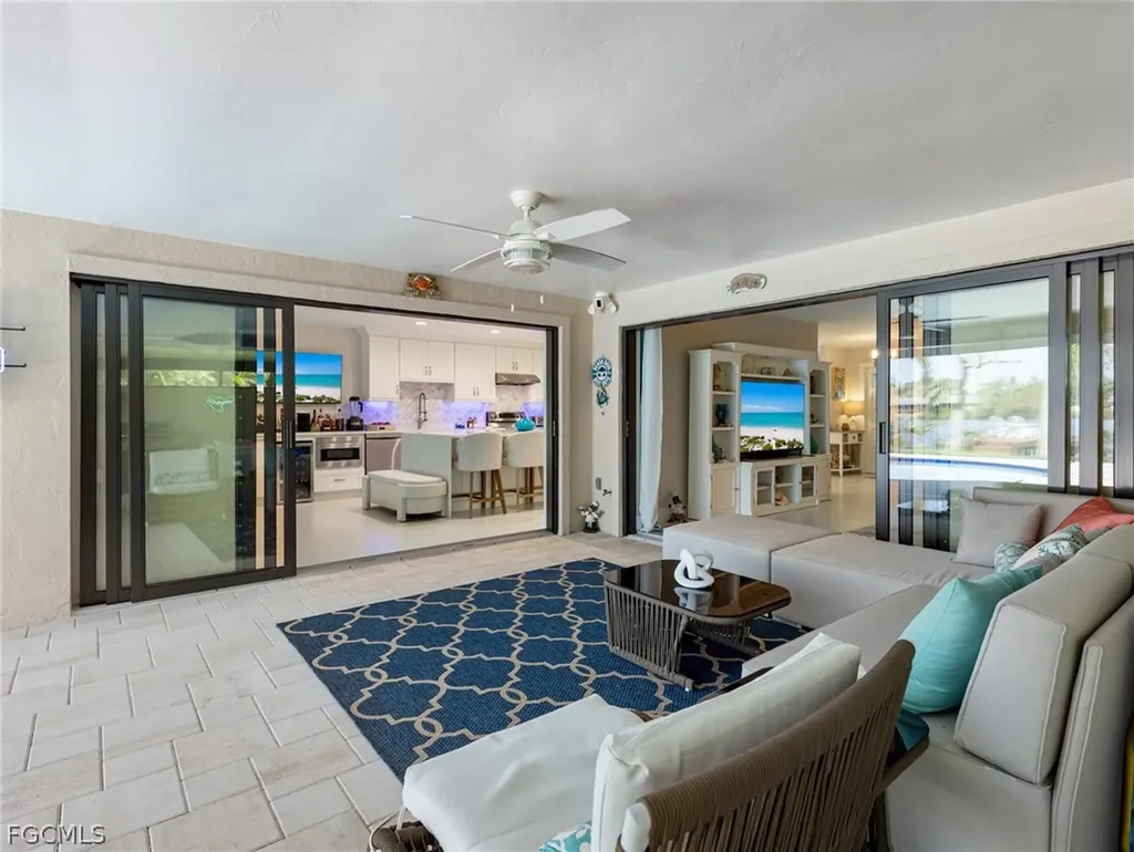 7337 Lake Drive Fort Myers FL 33908