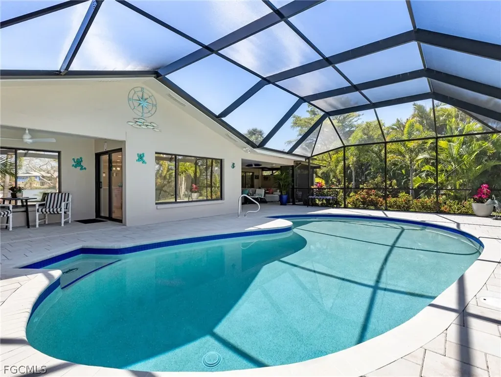 7337 Lake Drive Fort Myers FL 33908
