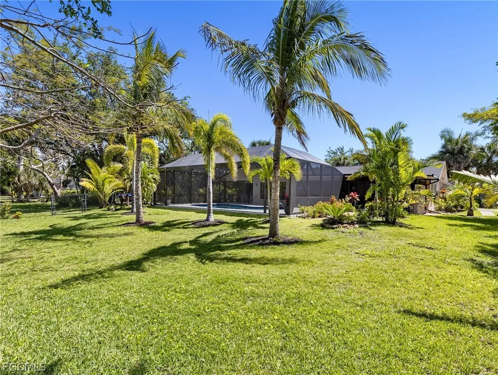 7337 Lake Drive Fort Myers FL 33908