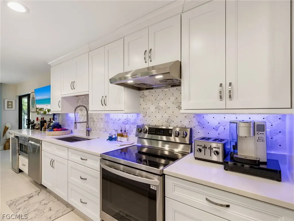 7337 Lake Drive Fort Myers FL 33908