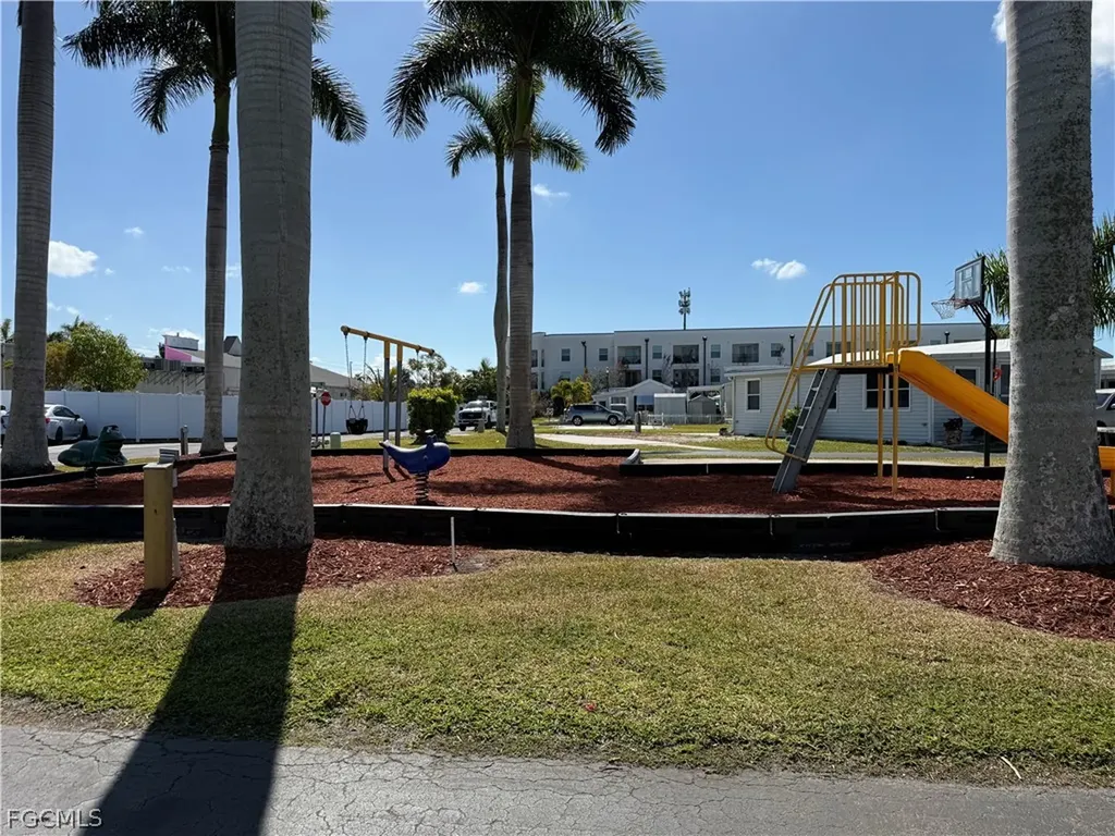 11761 Cardiff Drive Fort Myers FL 33908