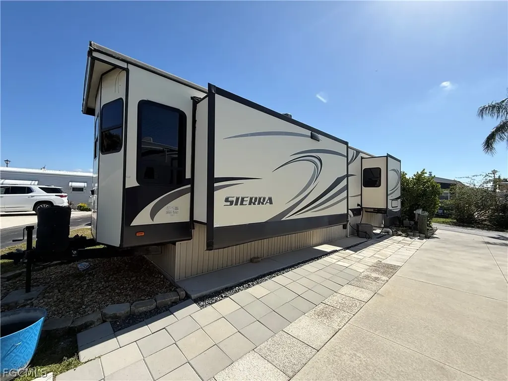 11761 Cardiff Drive Fort Myers FL 33908