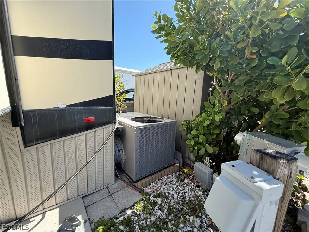 11761 Cardiff Drive Fort Myers FL 33908