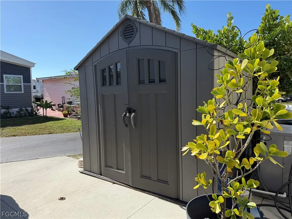 11761 Cardiff Drive Fort Myers FL 33908