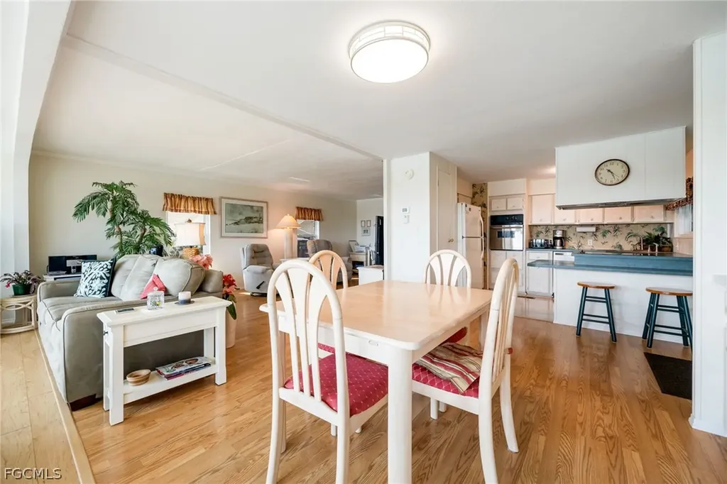 324 Nicklaus Boulevard North Fort Myers FL 33903