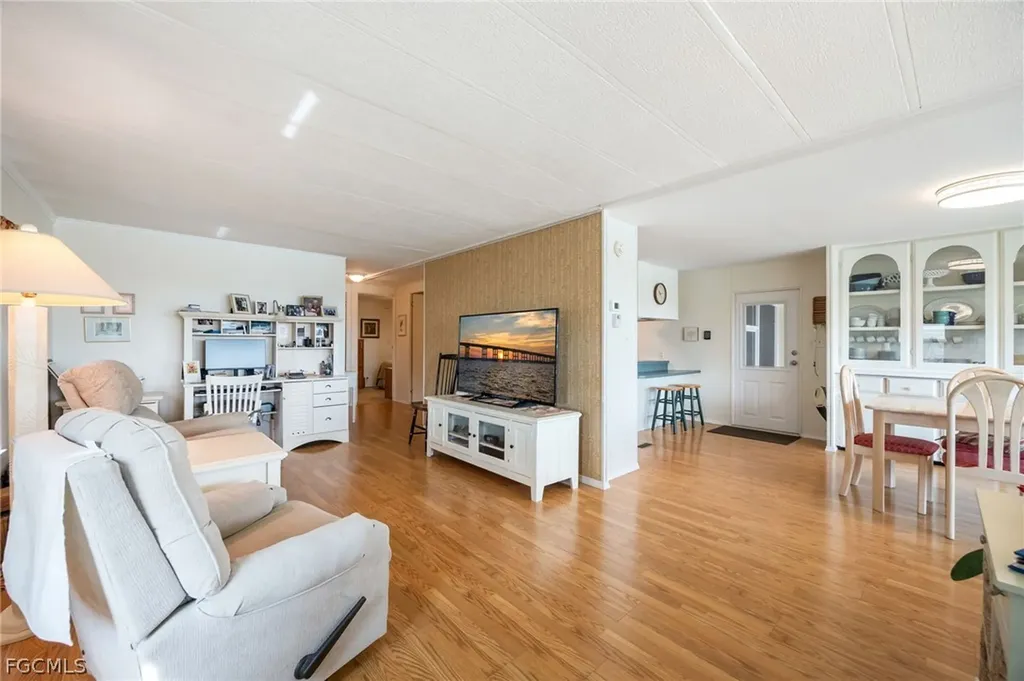 324 Nicklaus Boulevard North Fort Myers FL 33903