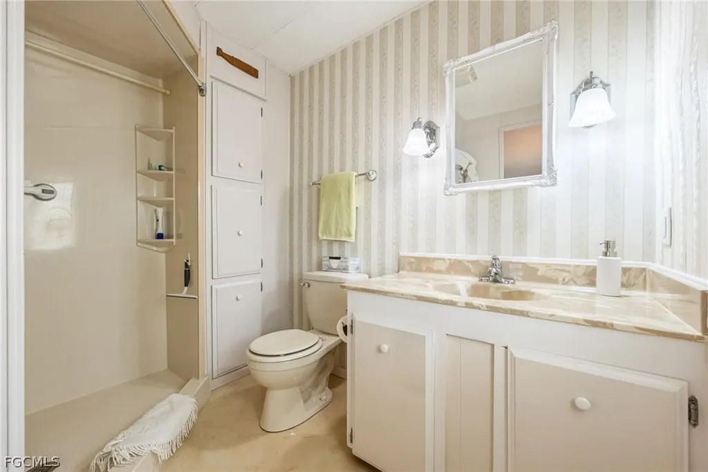 324 Nicklaus Boulevard North Fort Myers FL 33903