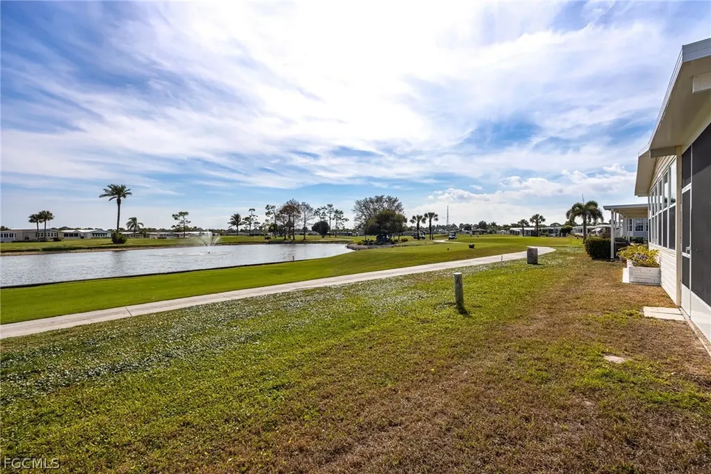 324 Nicklaus Boulevard North Fort Myers FL 33903