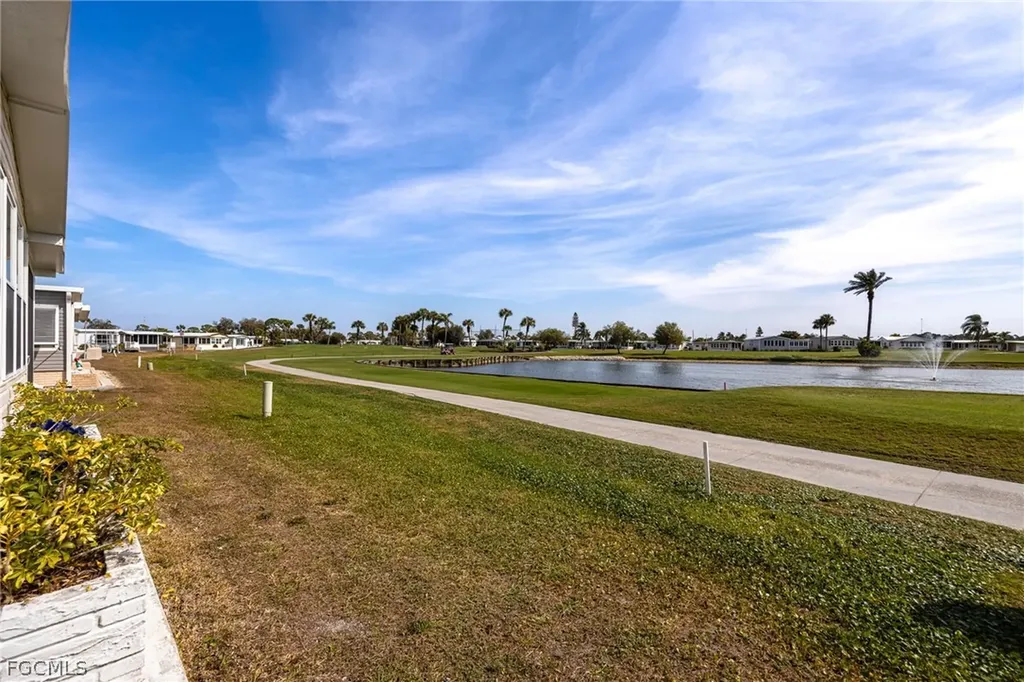 324 Nicklaus Boulevard North Fort Myers FL 33903