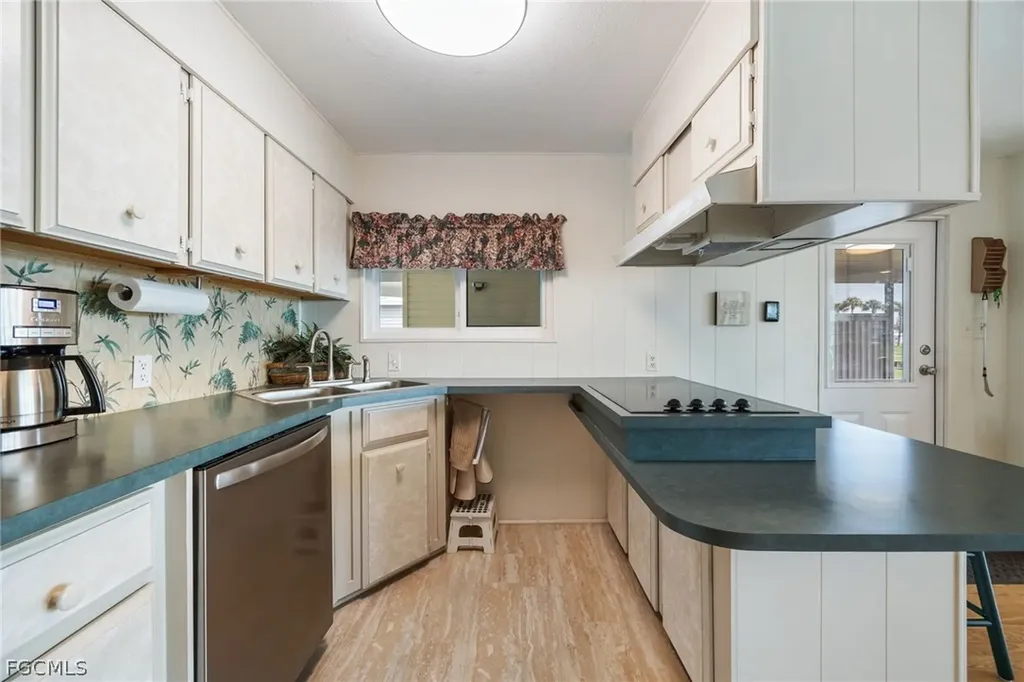 324 Nicklaus Boulevard North Fort Myers FL 33903